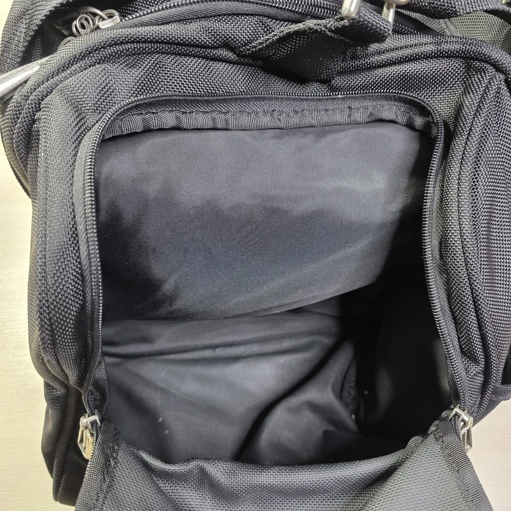 Chrysler Crossfire Touring Gear Duffel Bag‎ 55031 Black 23